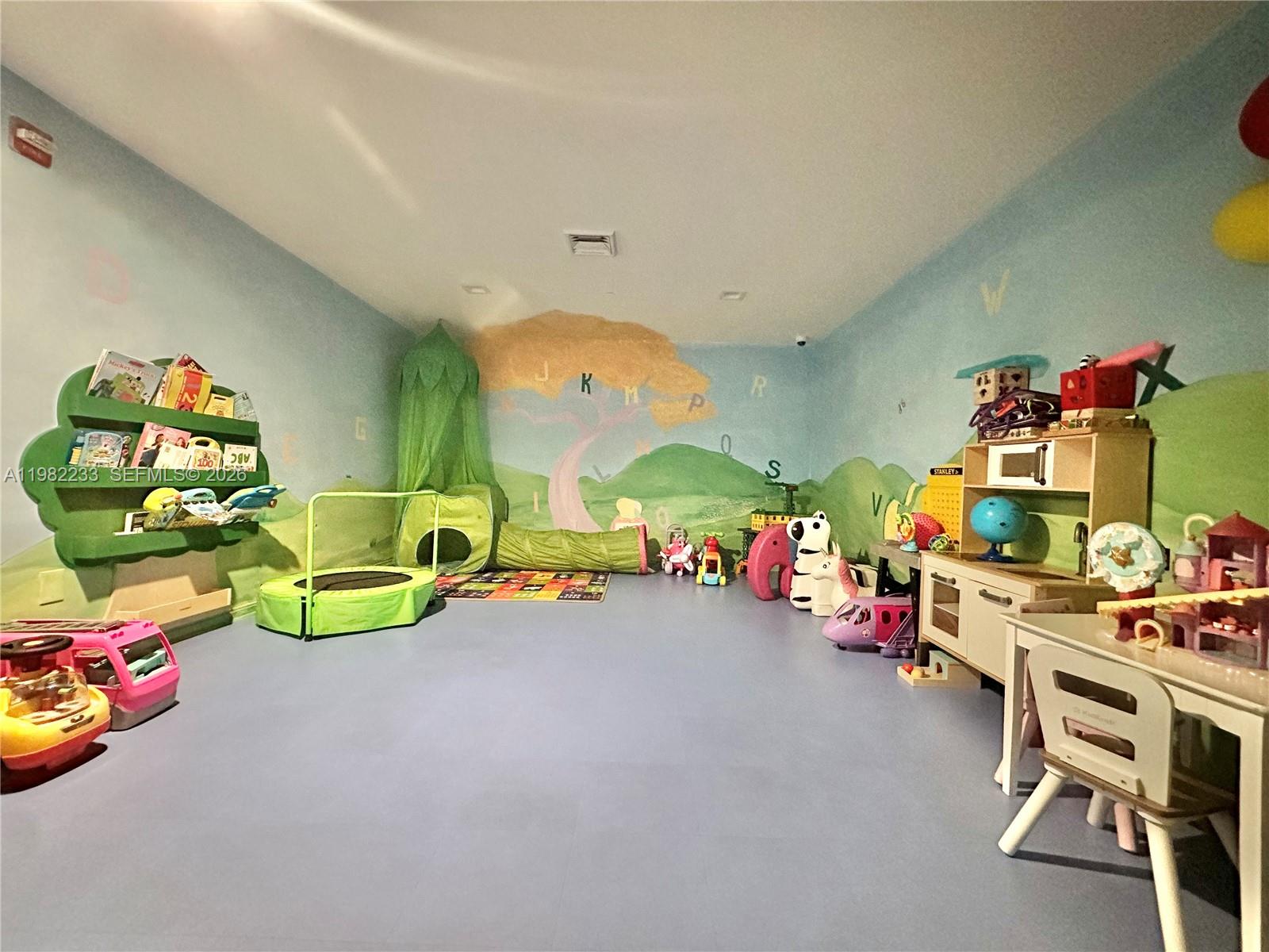 335 S Biscayne Blvd #2702 Miami, FL 33131