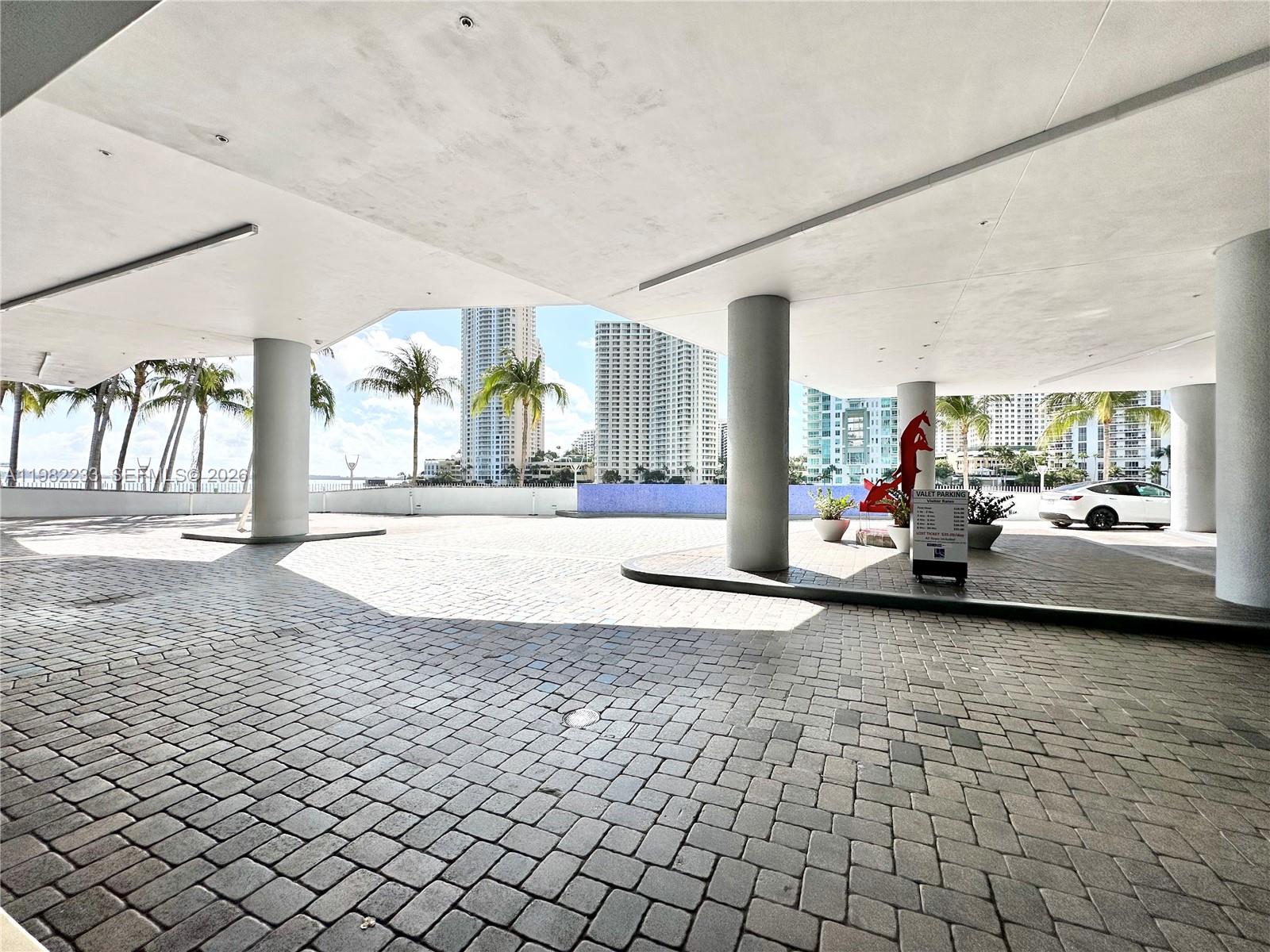 335 S Biscayne Blvd #2702 Miami, FL 33131