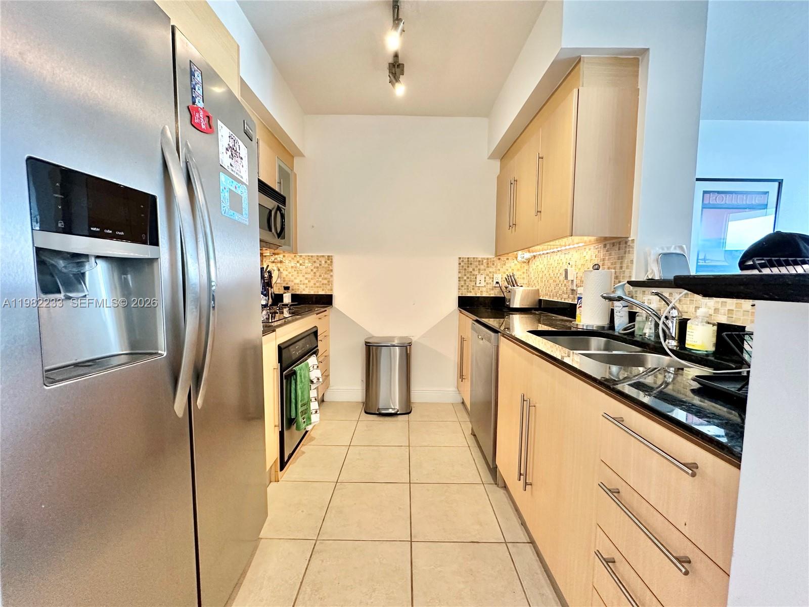 335 S Biscayne Blvd #2702 Miami, FL 33131