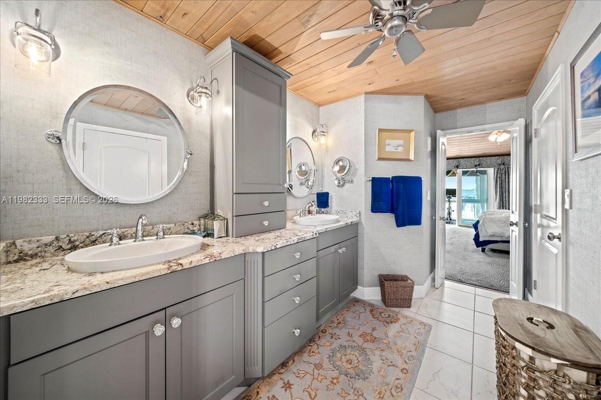 254 Seaview #B Melbourne Beach, FL 32951