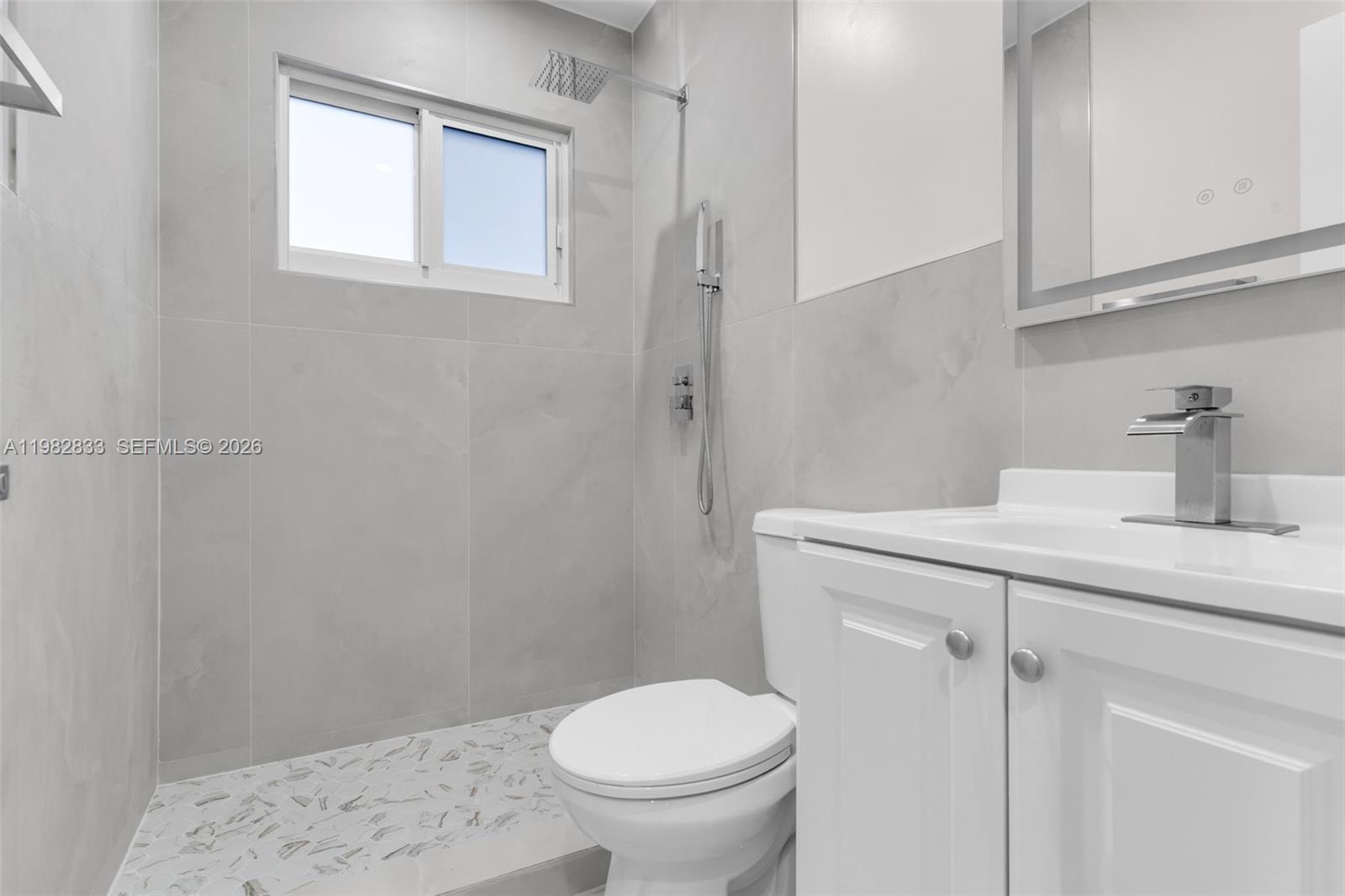 1521 NW 51st St Miami, FL 33142