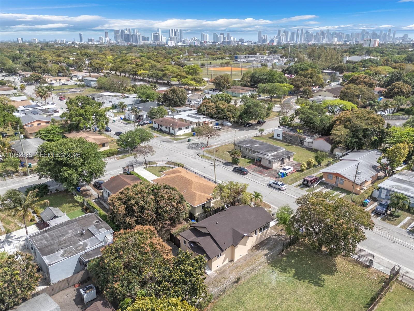 1521 NW 51st St Miami, FL 33142