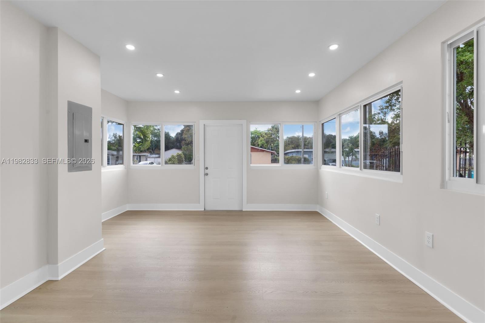 1521 NW 51st St Miami, FL 33142