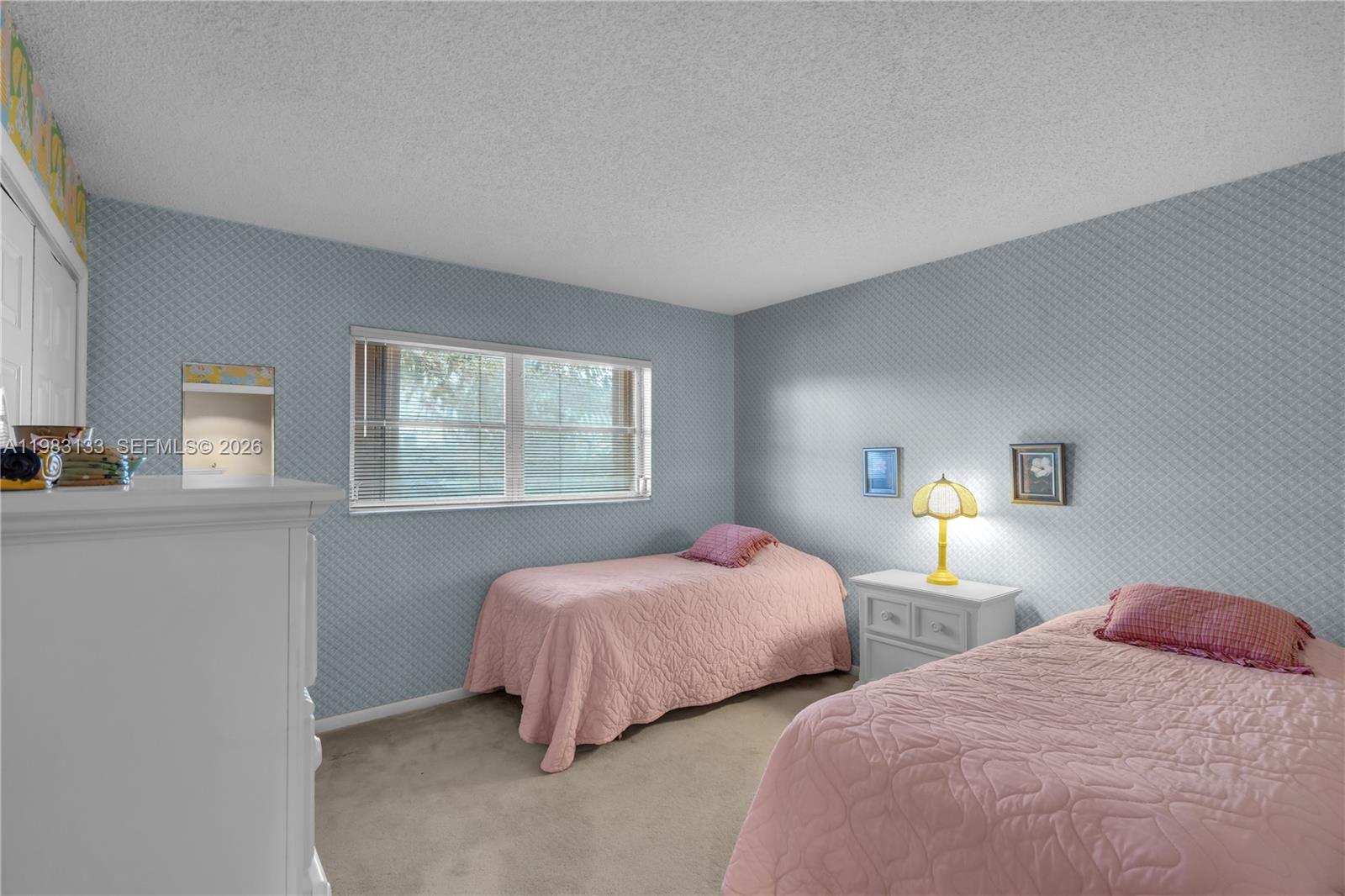 16623 Waters Edge Dr Weston, FL 33326