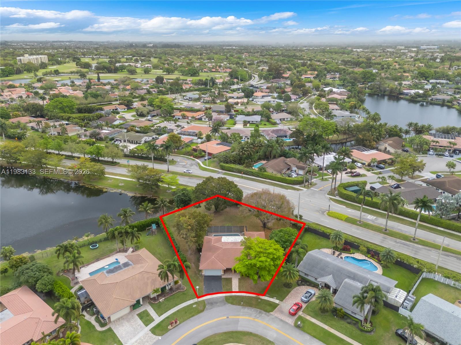 16623 Waters Edge Dr Weston, FL 33326