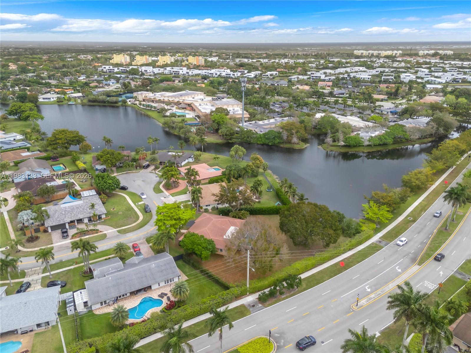 16623 Waters Edge Dr Weston, FL 33326