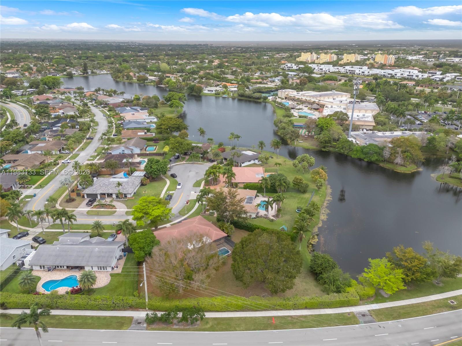 16623 Waters Edge Dr Weston, FL 33326