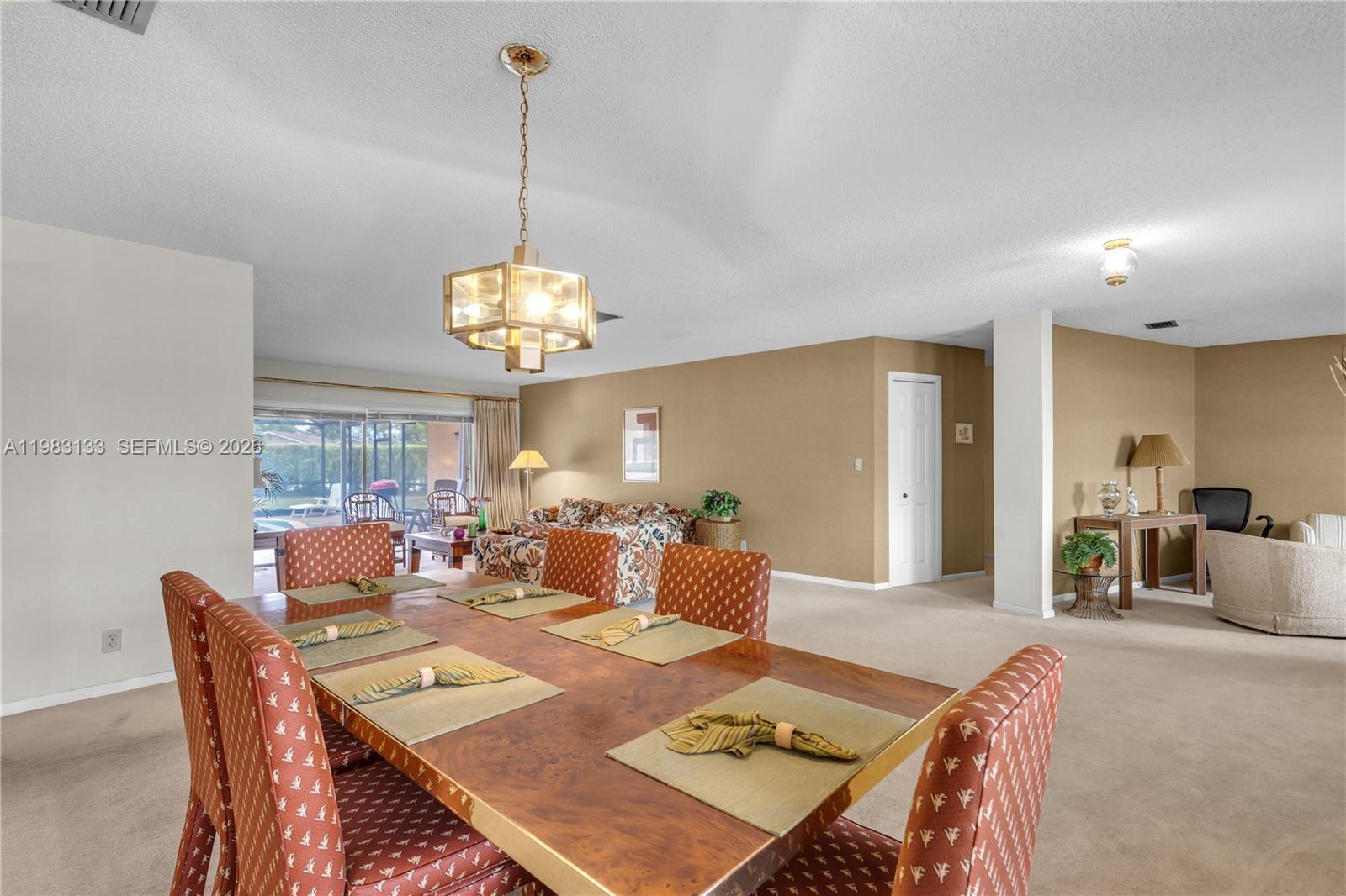 16623 Waters Edge Dr Weston, FL 33326