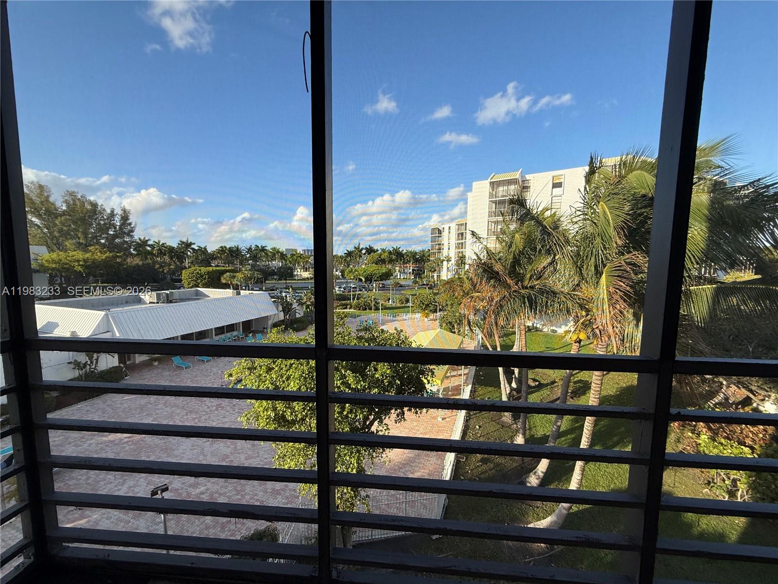 20400 W Country Clb Dr #412 Aventura, FL 33180