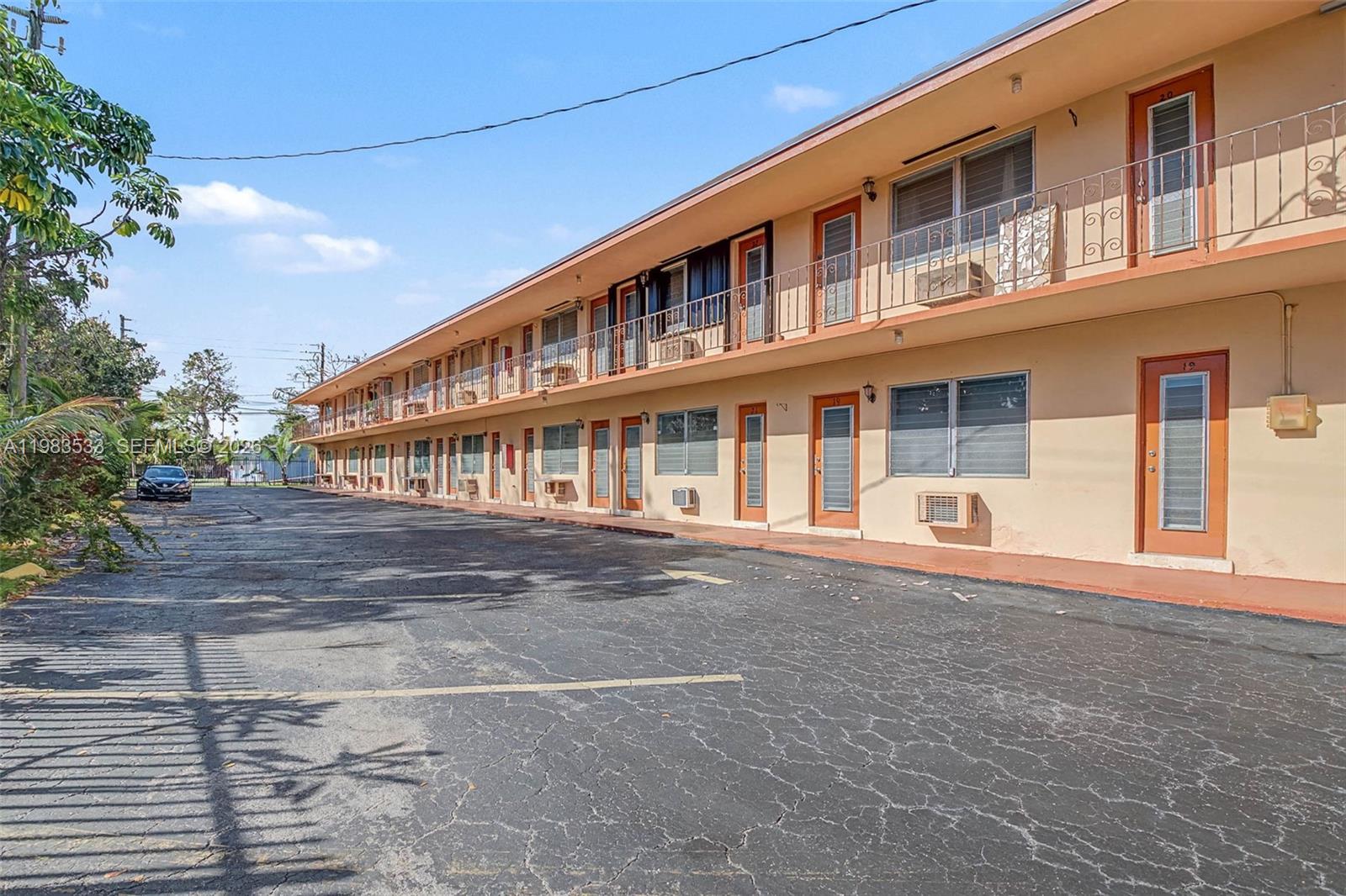 60 NW 79th St #10 Miami, FL 33150