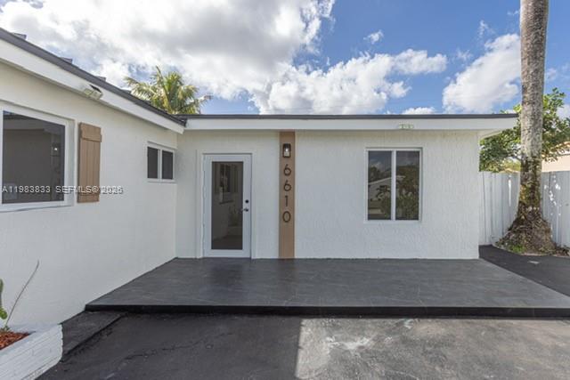 6610 Cody St Hollywood, FL 33024