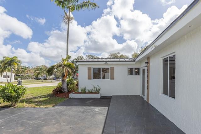 6610 Cody St Hollywood, FL 33024