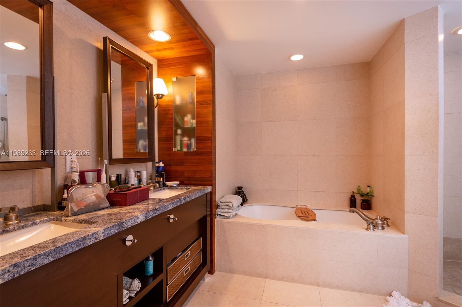 image The Carillon South Tower9