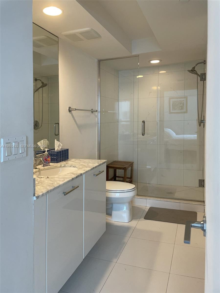 image 500 Brickell West11