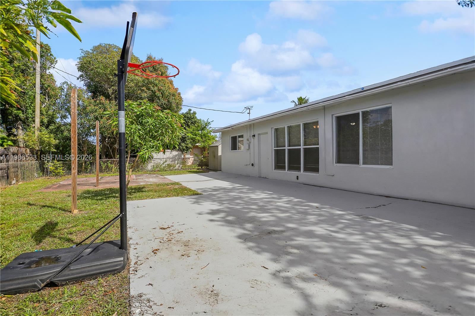 4841 NW 12th Ct Lauderhill, FL 33313