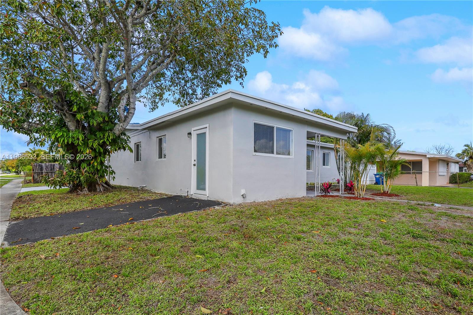 4841 NW 12th Ct Lauderhill, FL 33313