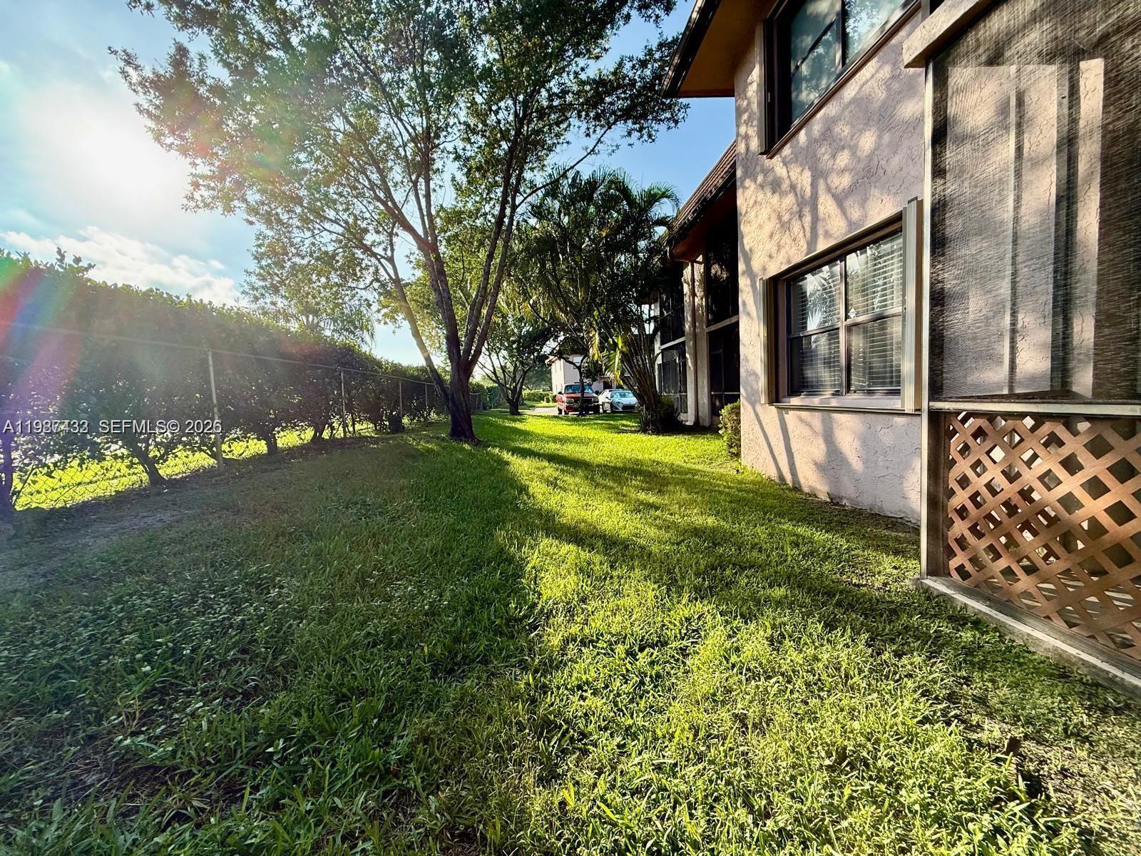 10616 NW 10th St #104 Pembroke Pines, FL 33026