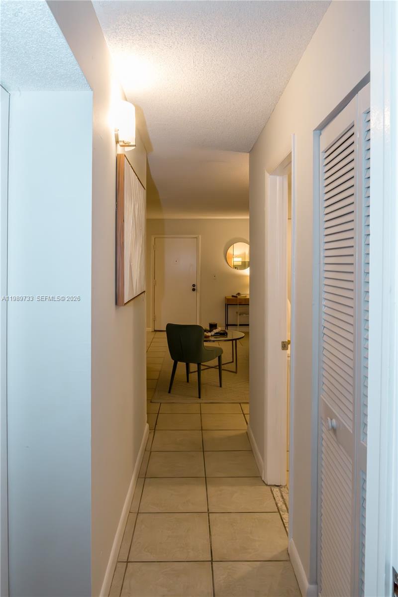 6675 W 4th Ave #203 Hialeah, FL 33012