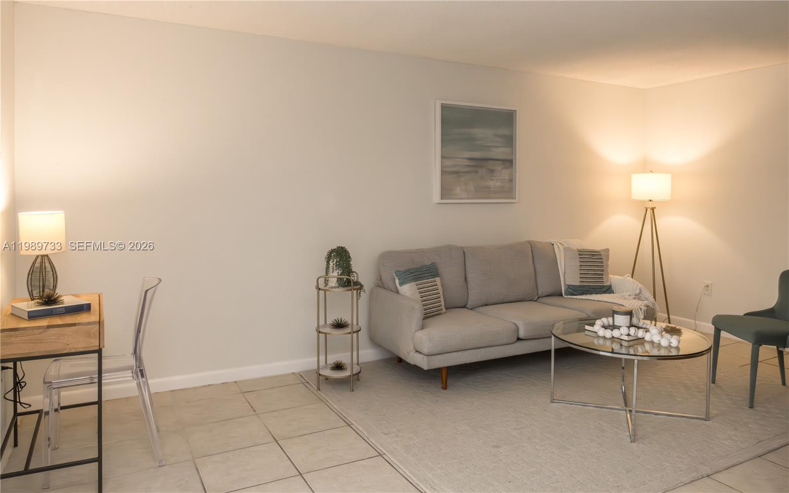 6675 W 4th Ave #203 Hialeah, FL 33012