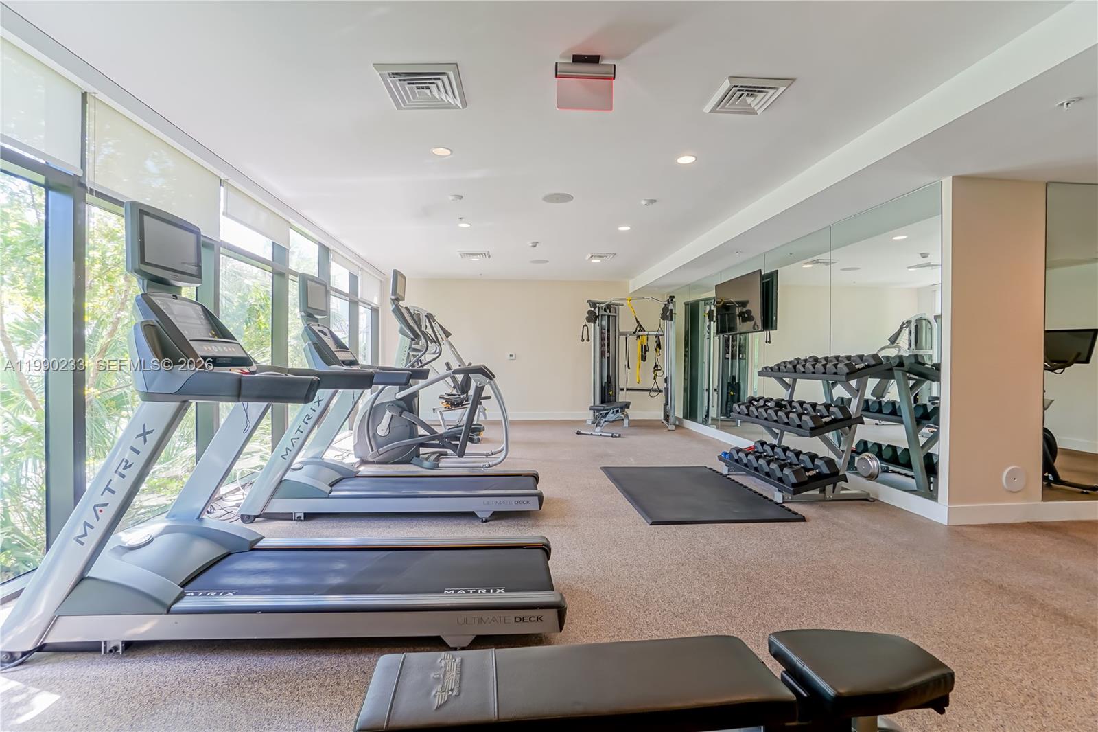 10201 E Bay Harbour #601 Bay Harbor Islands, FL 33154