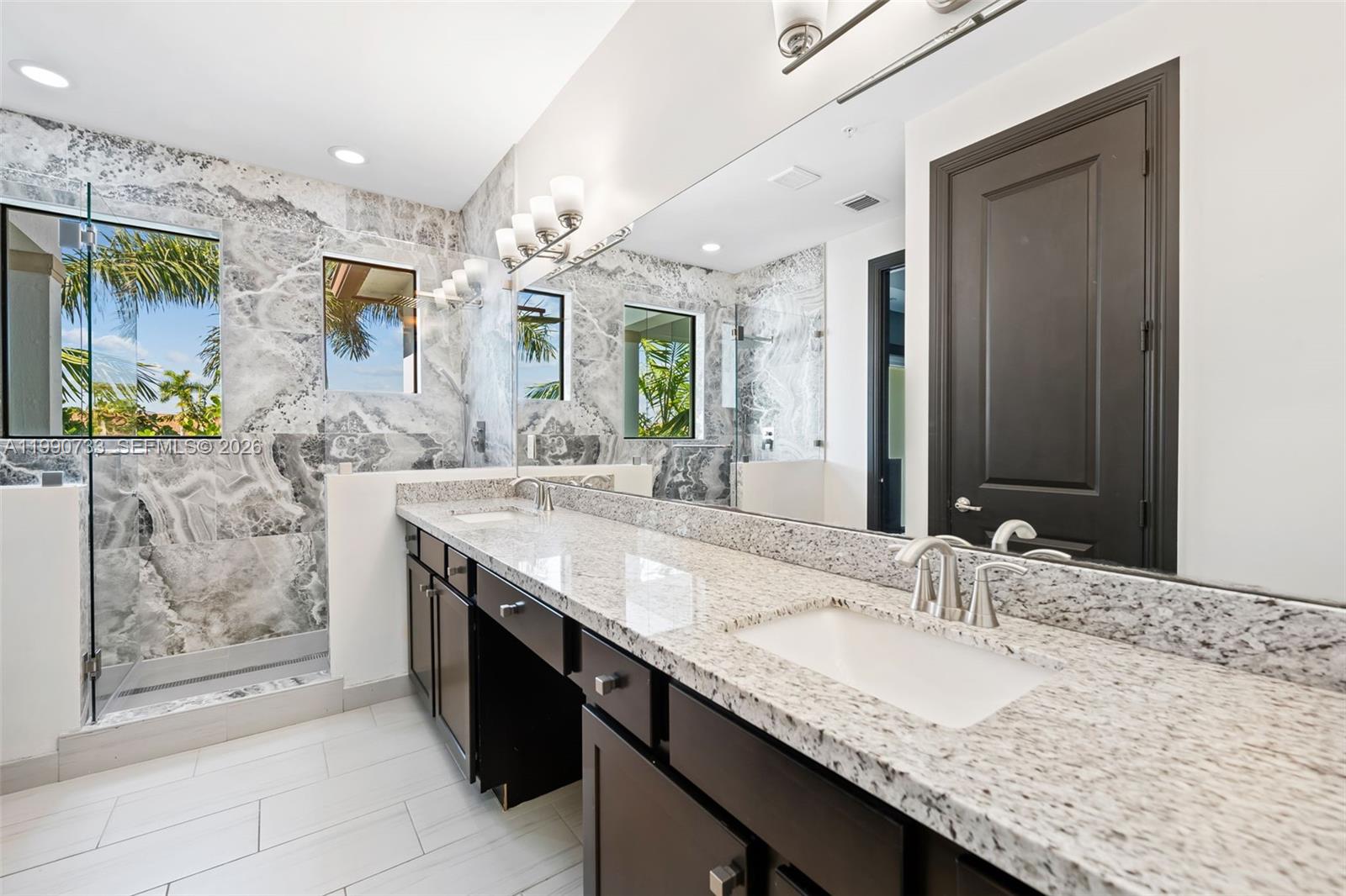 11724 SW 13th Ln Pembroke Pines, FL 33025