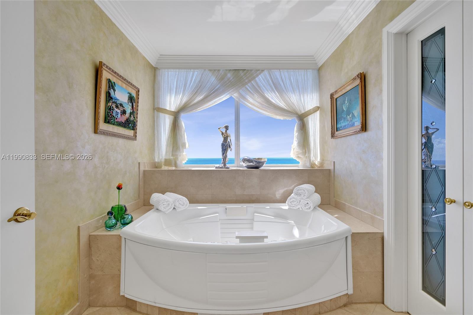 19111 Collins Ave #2101 Sunny Isles Beach, FL 33160