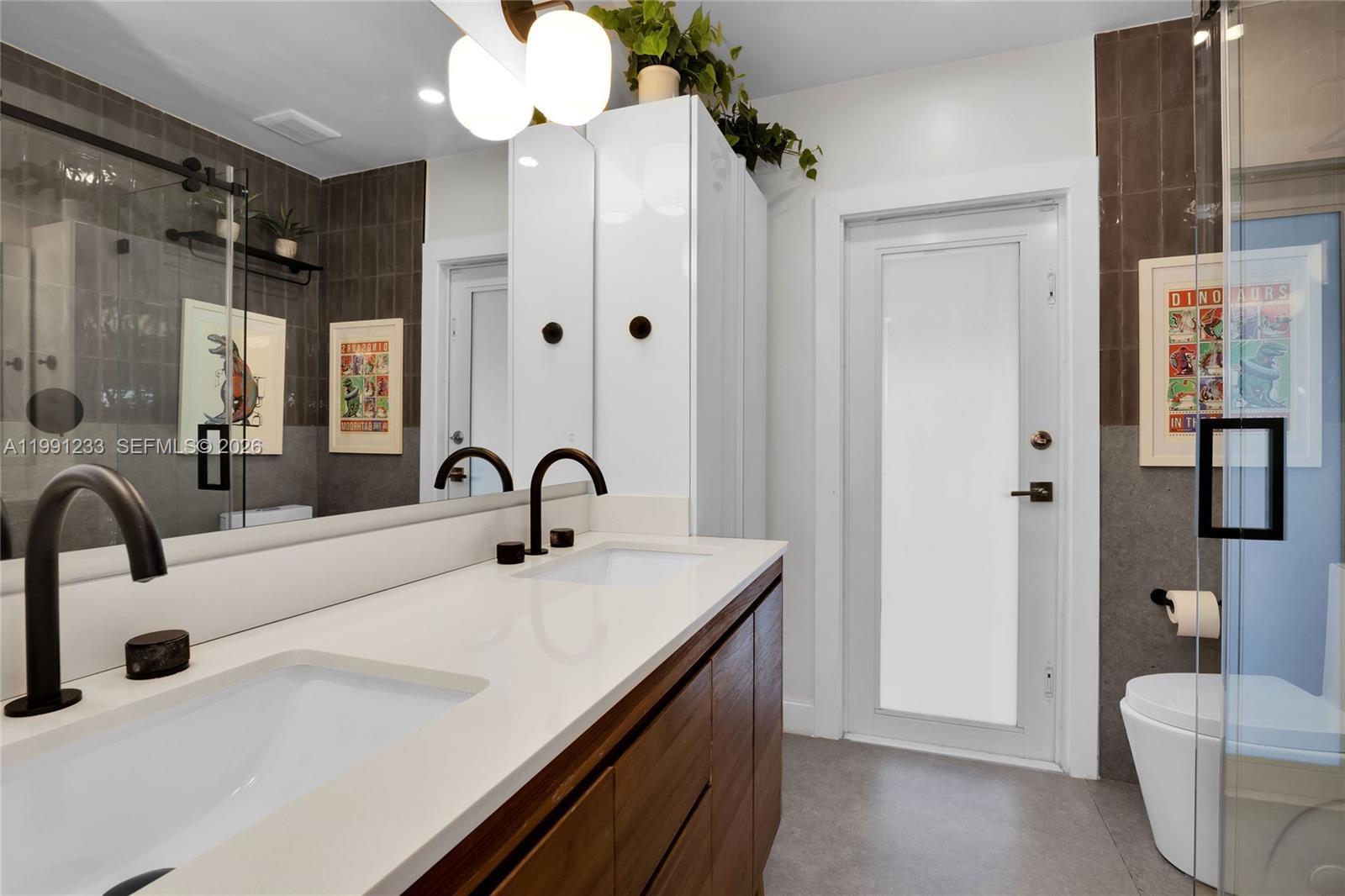 6440 SW 63rd Ter South Miami, FL 33143