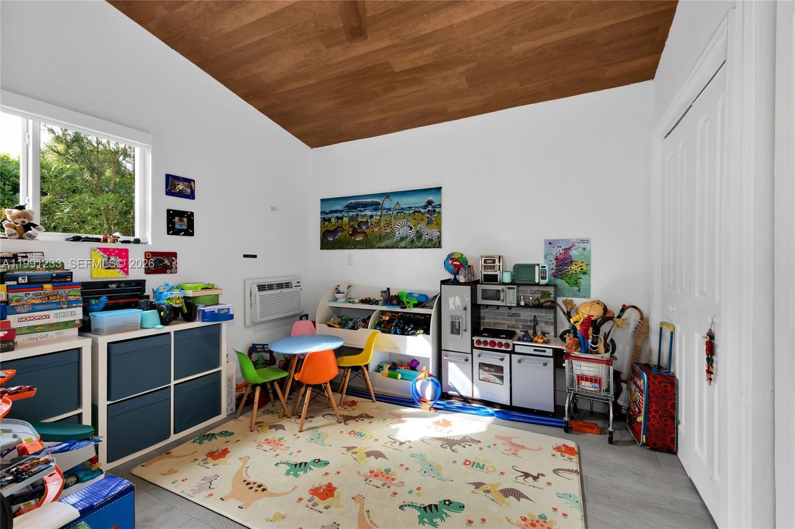 6440 SW 63rd Ter South Miami, FL 33143