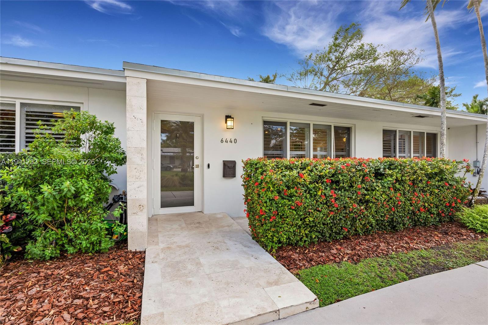 6440 SW 63rd Ter South Miami, FL 33143