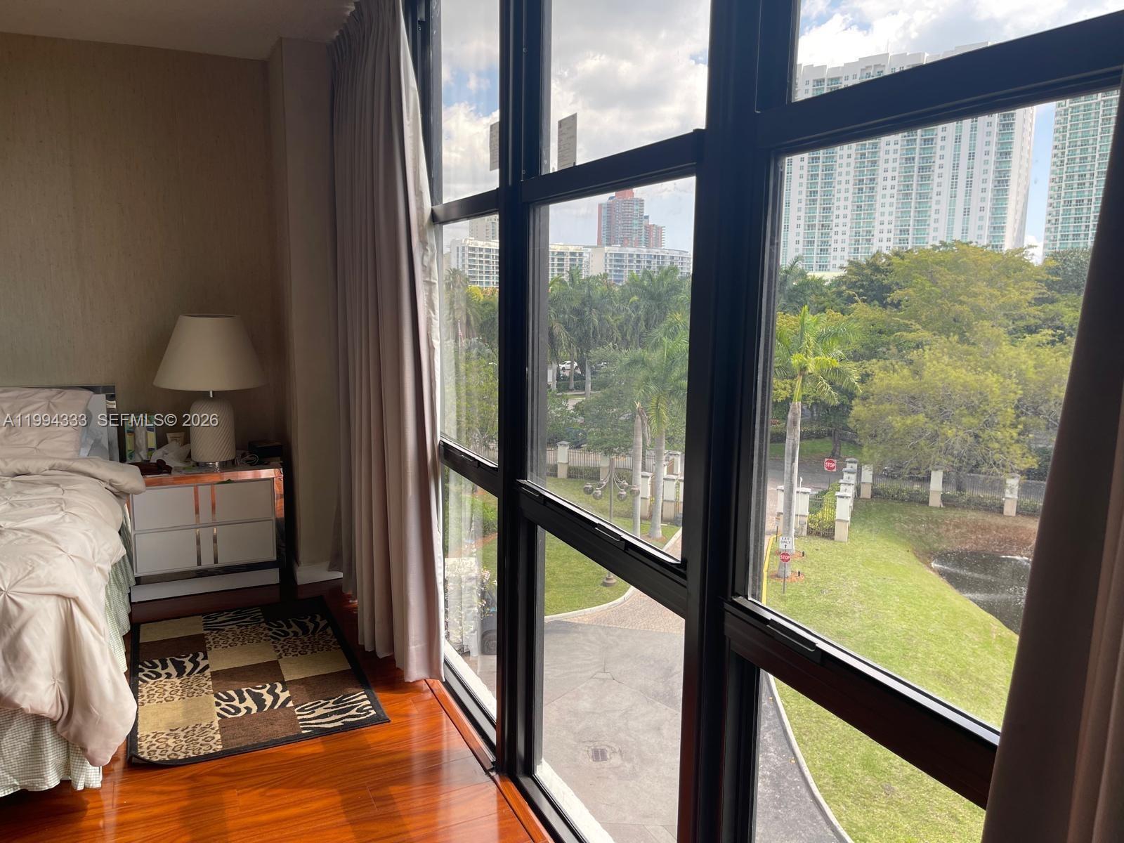 18181 NE 31st Ct #506 Aventura, FL 33160