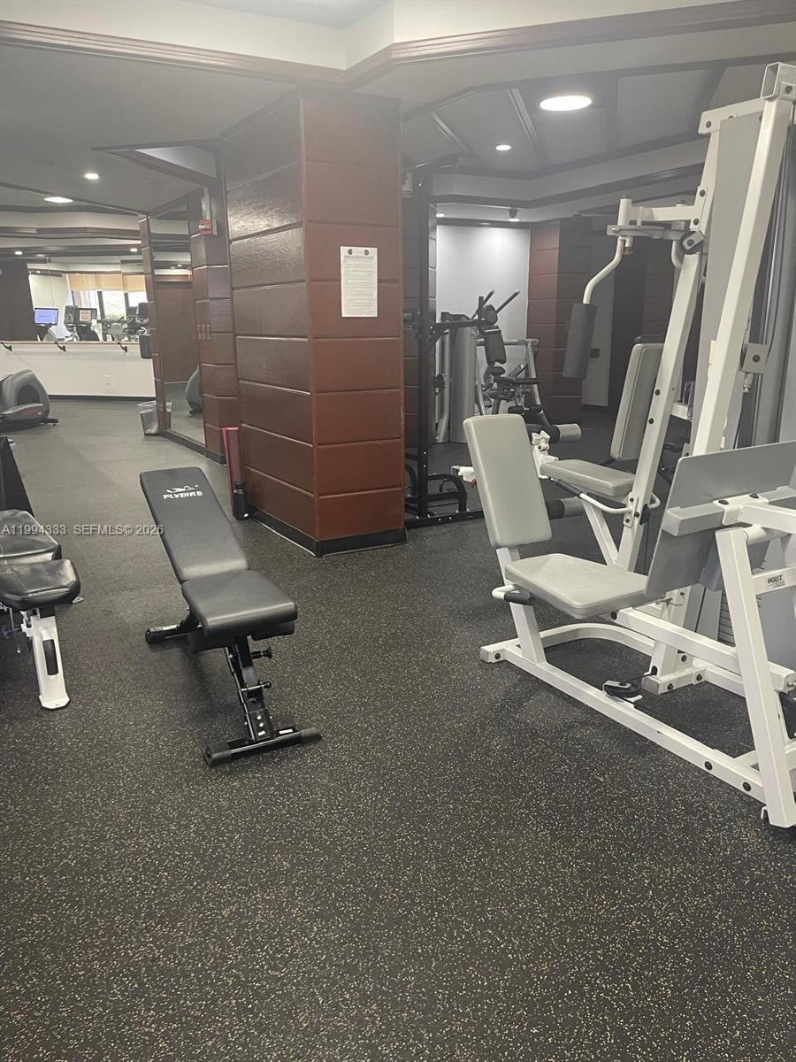 18181 NE 31st Ct #506 Aventura, FL 33160