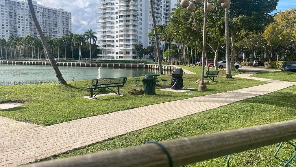 18181 NE 31st Ct #506 Aventura, FL 33160