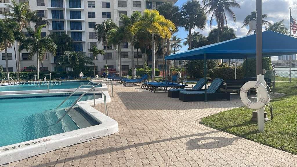 18181 NE 31st Ct #506 Aventura, FL 33160