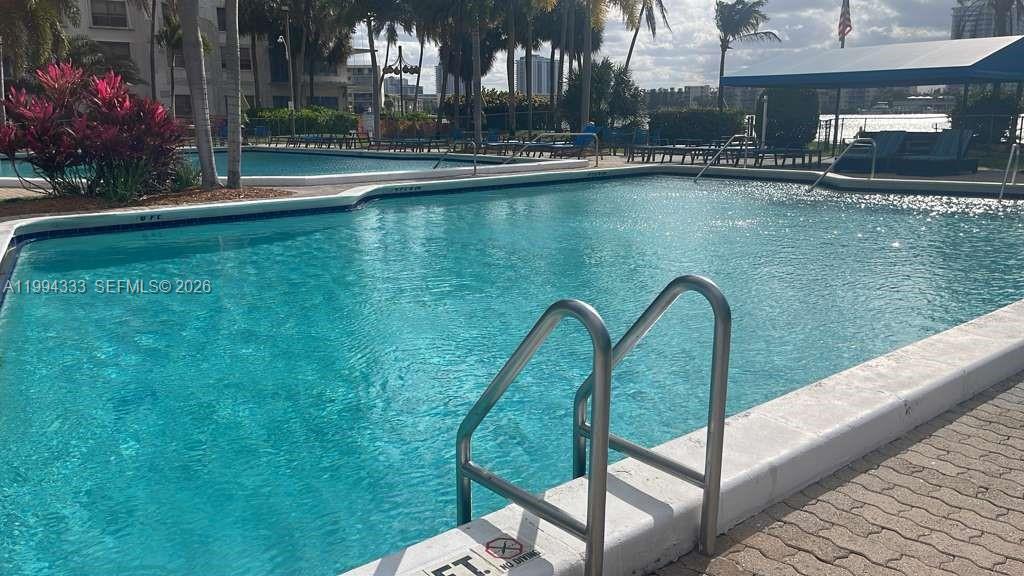 18181 NE 31st Ct #506 Aventura, FL 33160