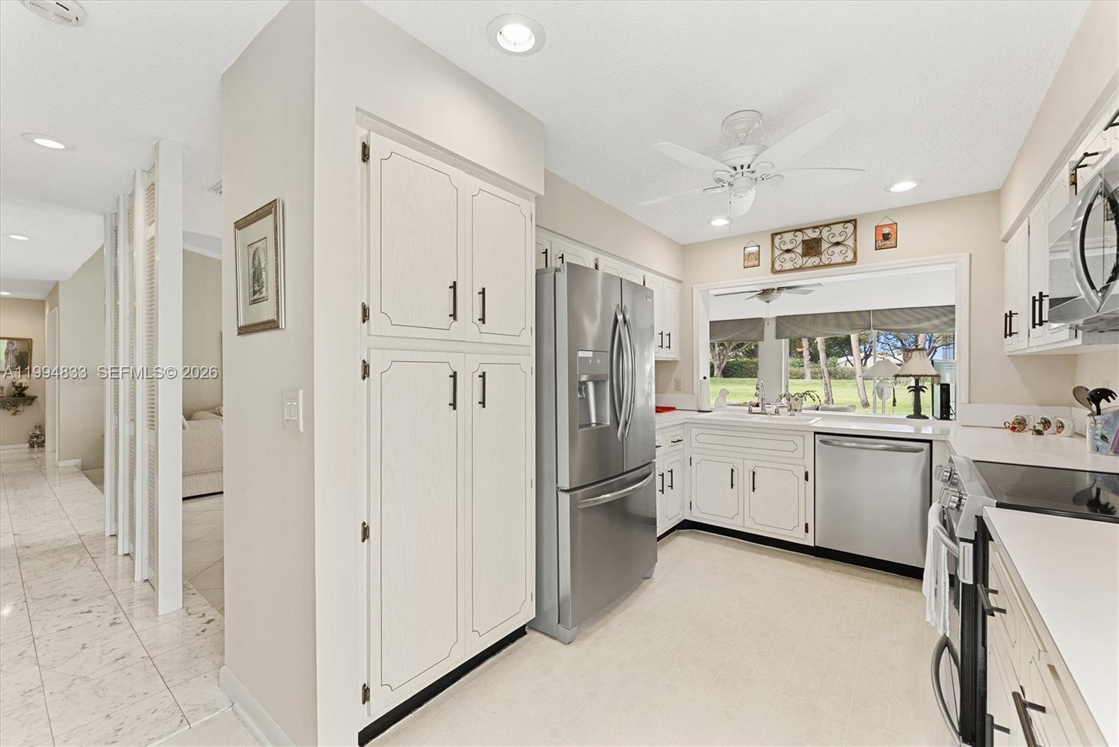 5669 Pinecrest Cir Boca Raton, FL 33433