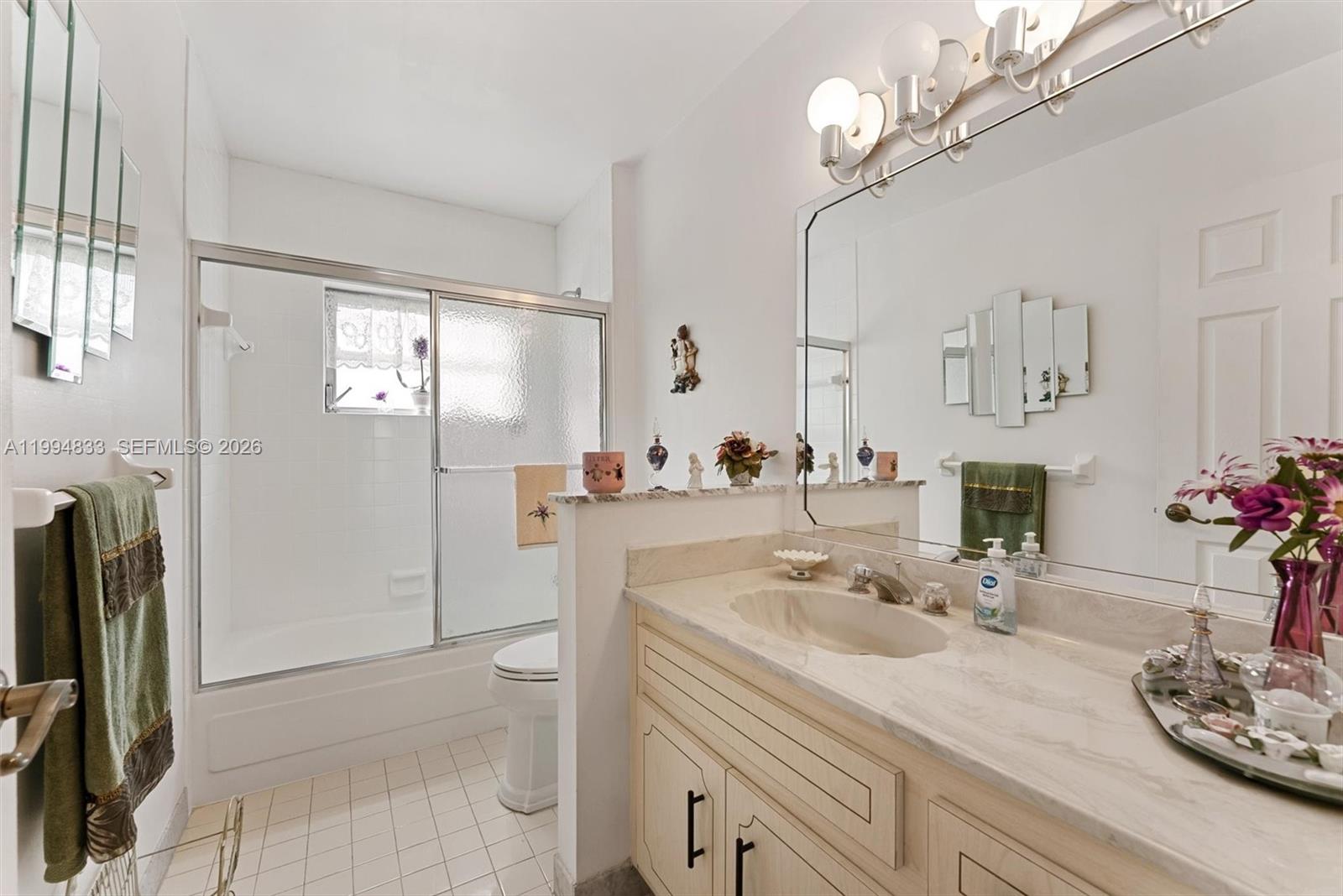 5669 Pinecrest Cir Boca Raton, FL 33433