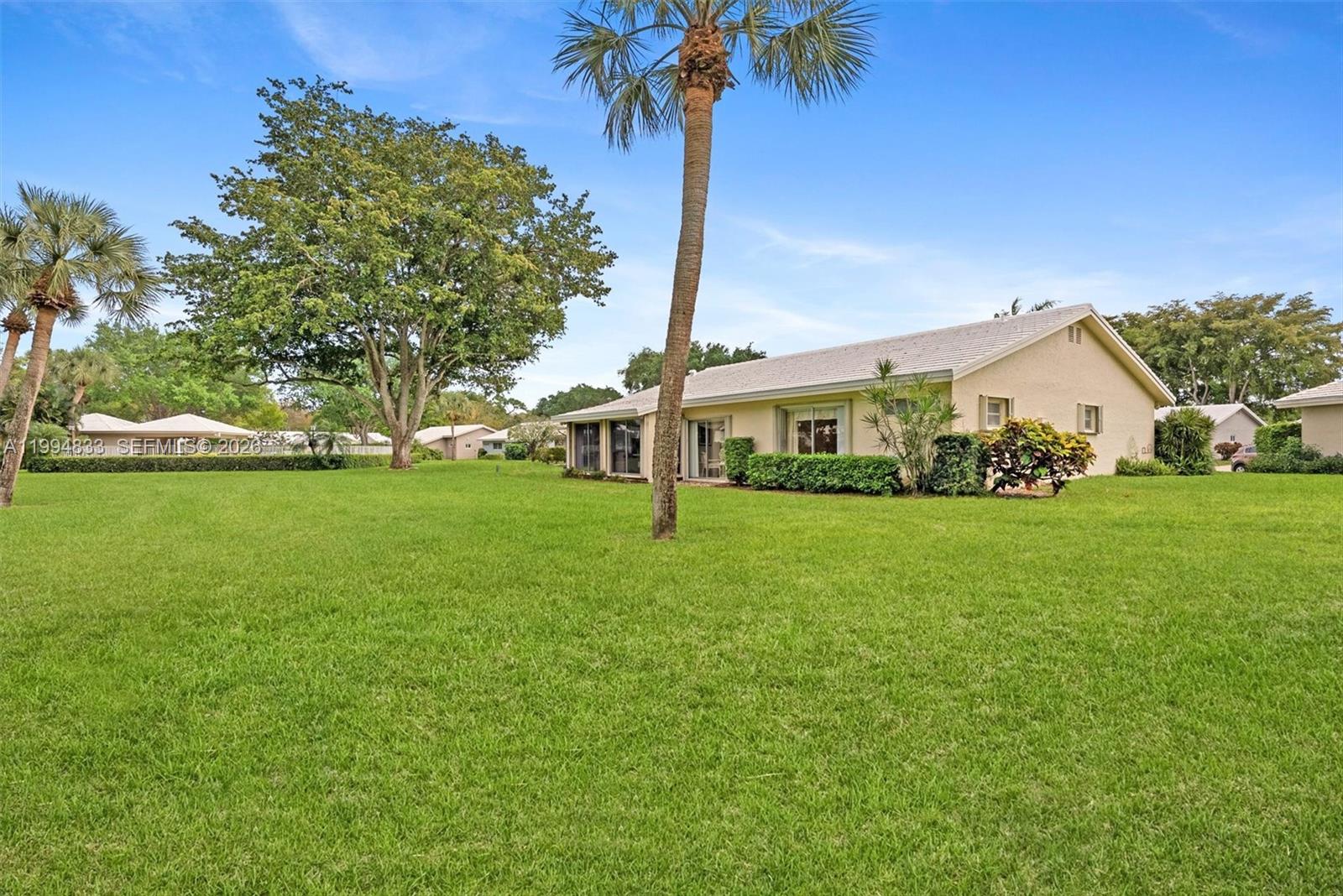 5669 Pinecrest Cir Boca Raton, FL 33433