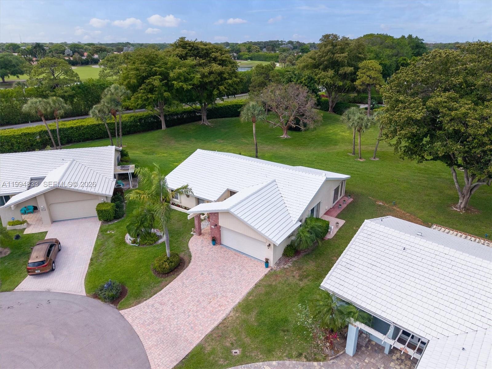 5669 Pinecrest Cir Boca Raton, FL 33433