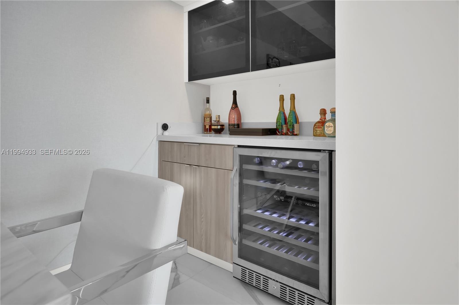 2655 Collins Ave #1911 Miami Beach, FL 33140