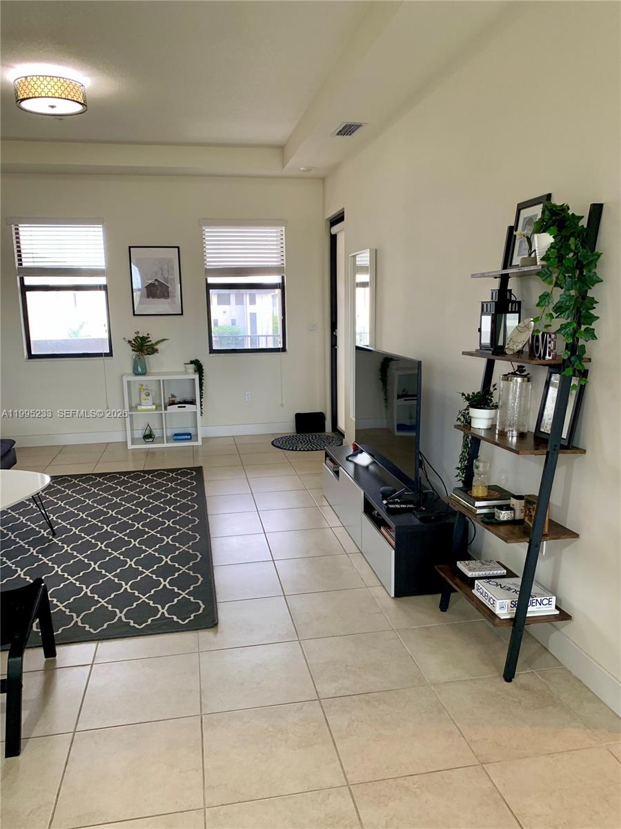 10455 NW 82nd St #33 Doral, FL 33178