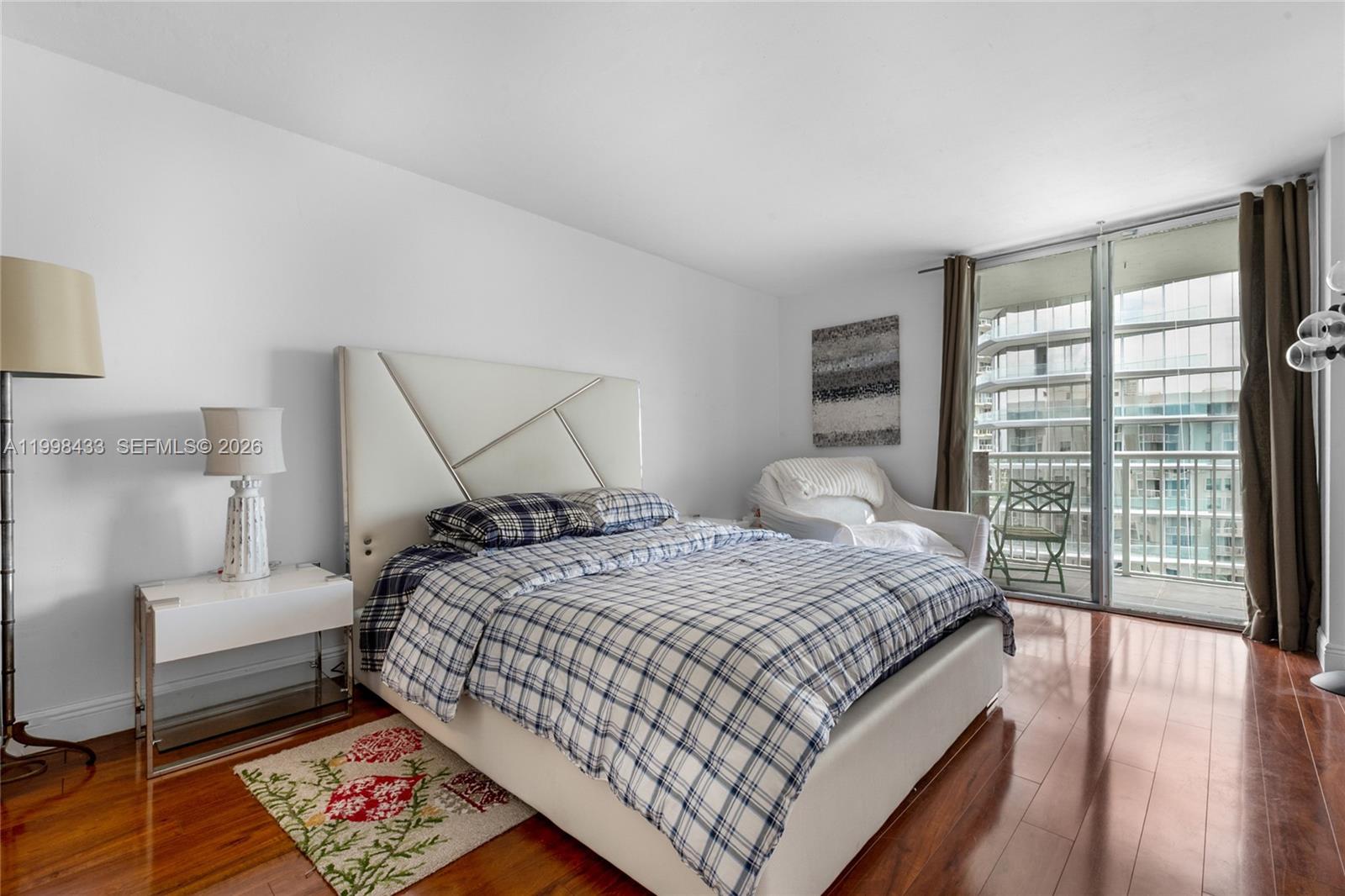 150 SE 25th Rd #12B Miami, FL 33129