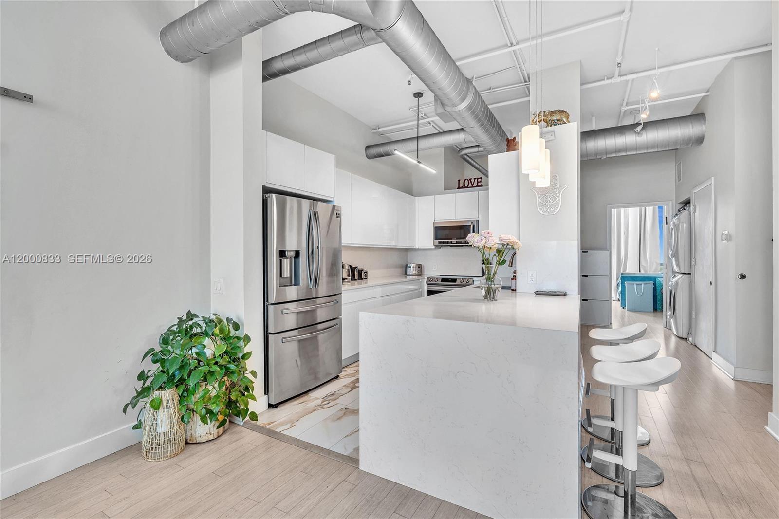 3029 NE 188th St #721