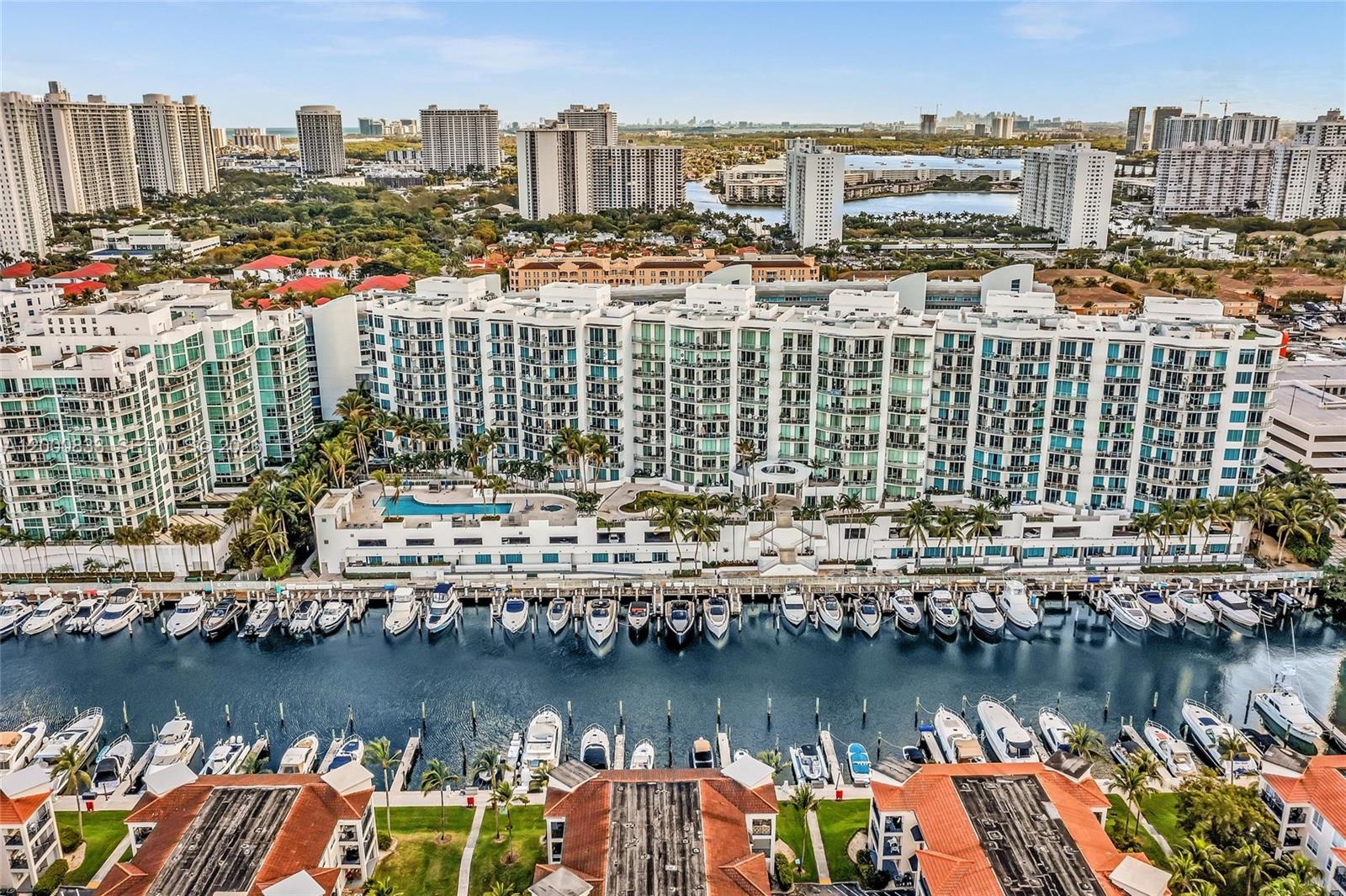 image Uptown Marina Lofts17