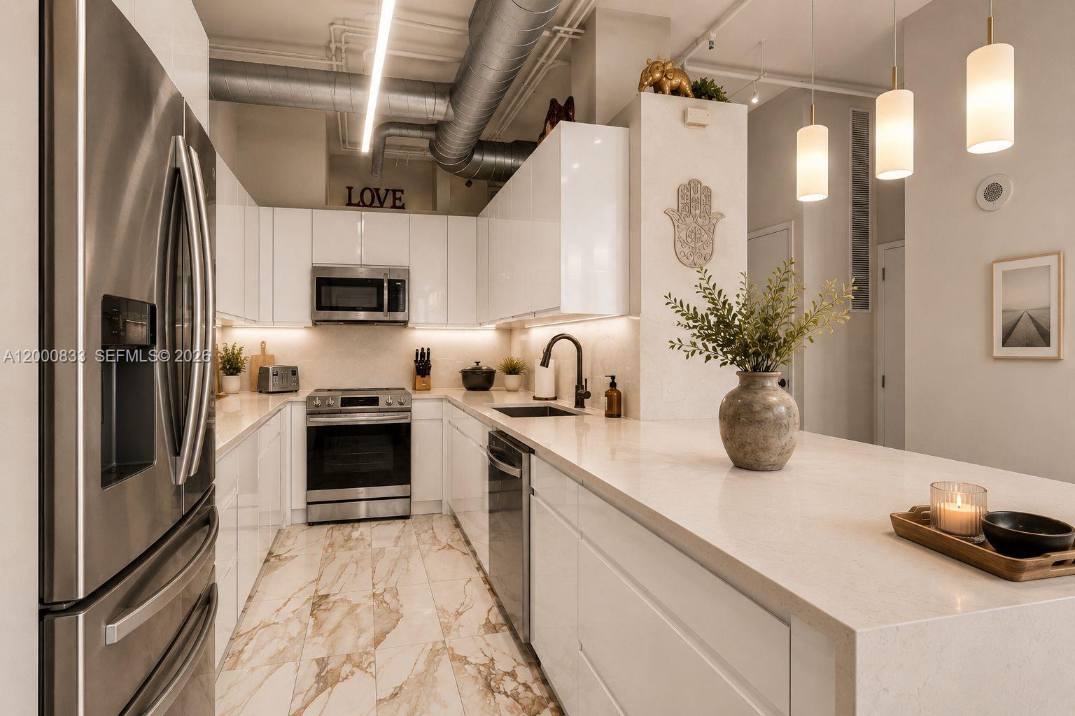 image Uptown Marina Lofts2