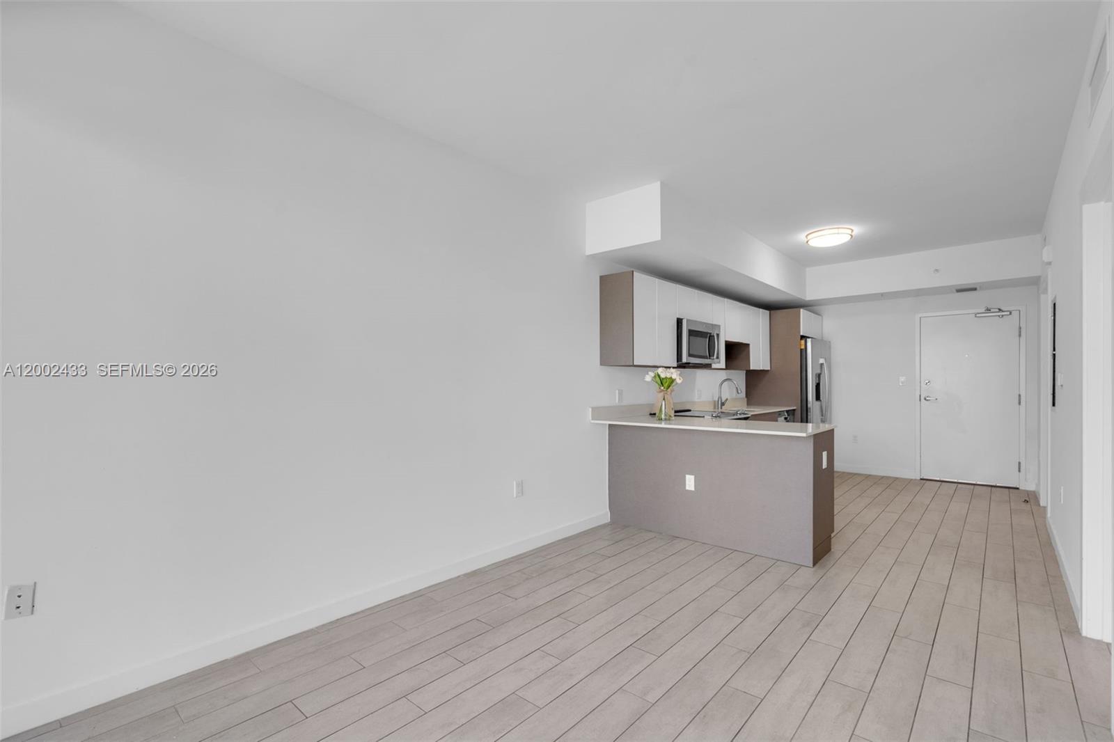 image 26 Edgewater9