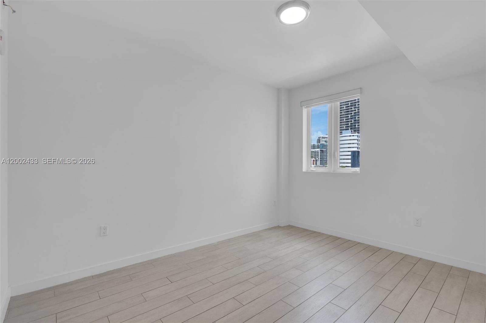 image 26 Edgewater10