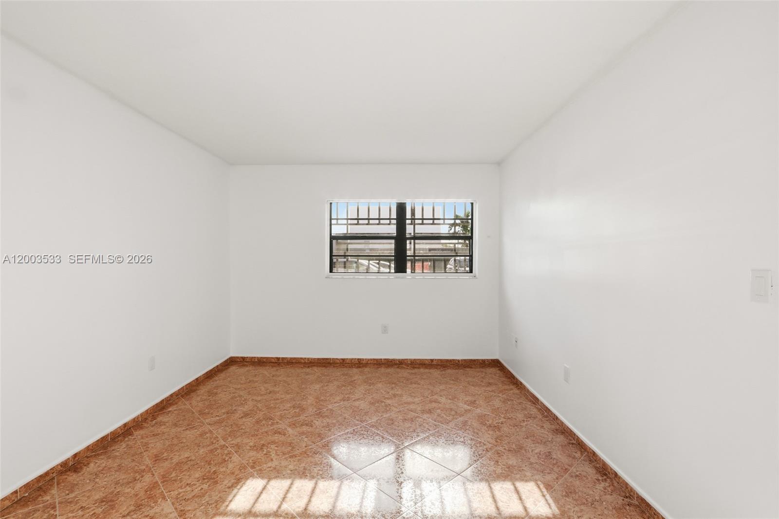 995 SW 84th Ave #126 Miami, FL 33144