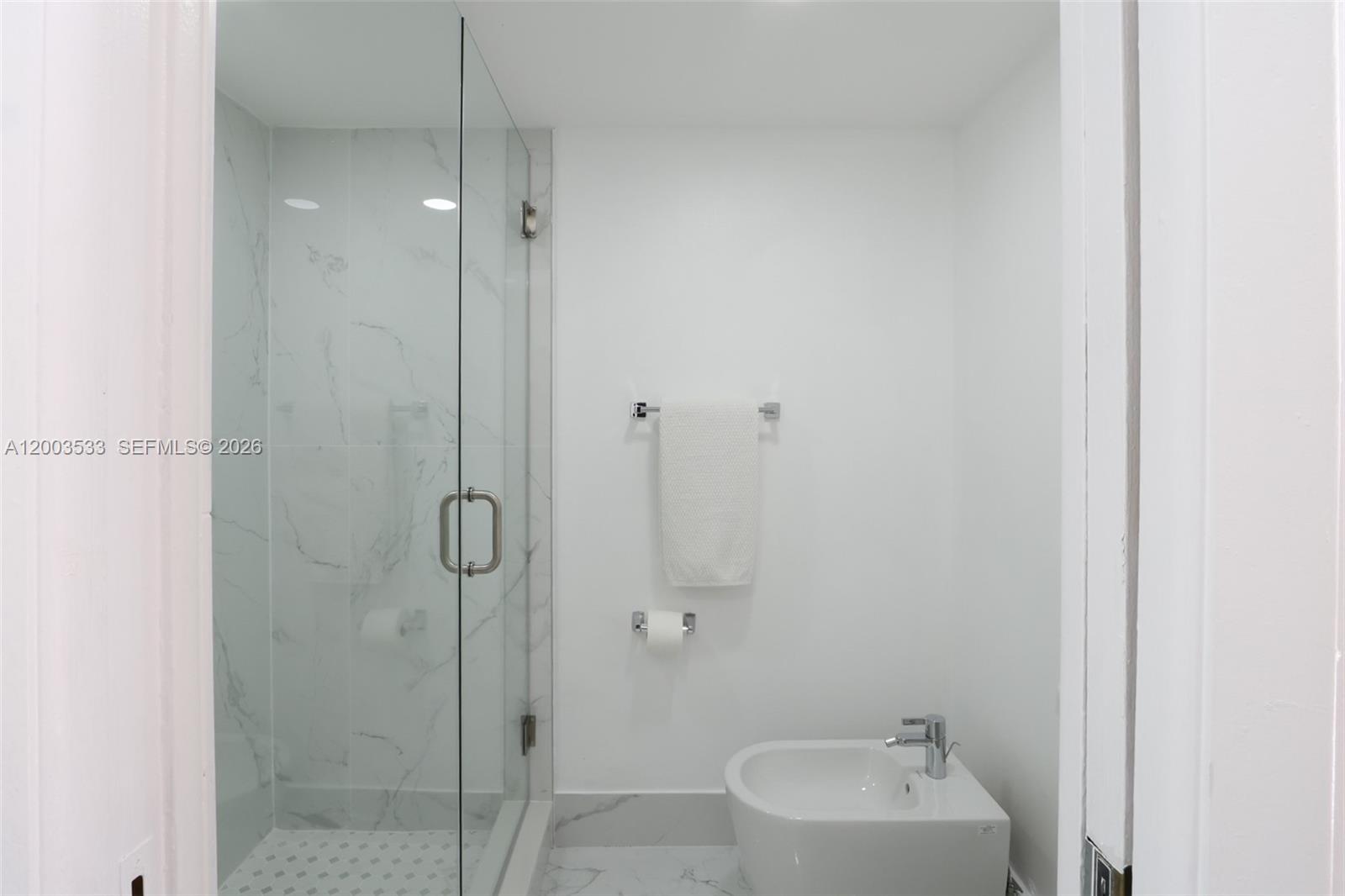 995 SW 84th Ave #126 Miami, FL 33144