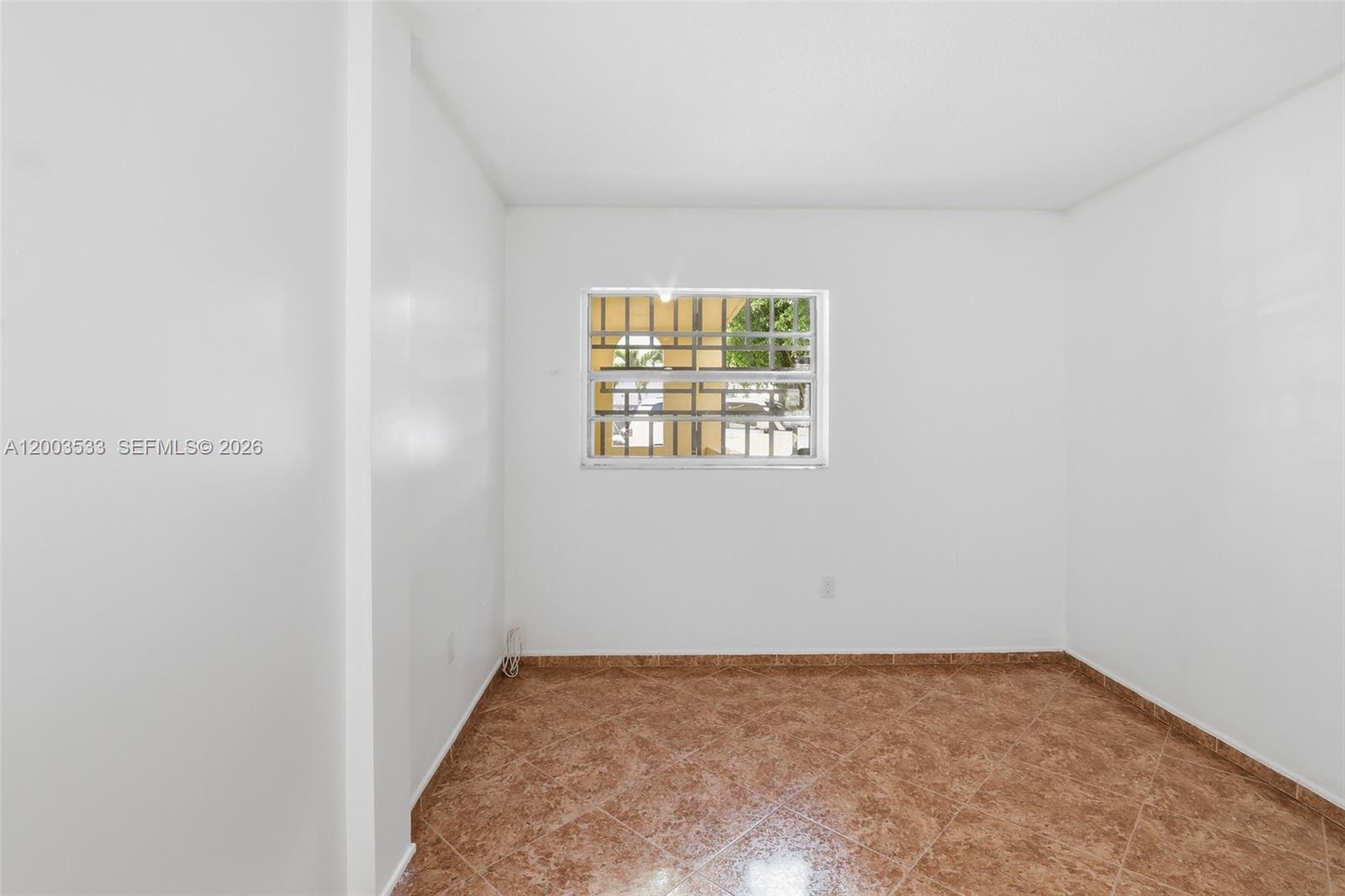 995 SW 84th Ave #126 Miami, FL 33144