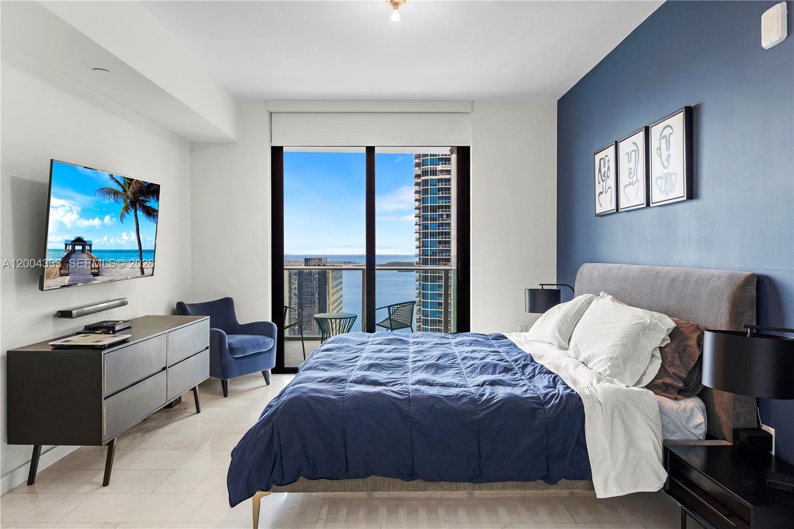 1010 Brickell Ave #3904 Miami, FL 33131